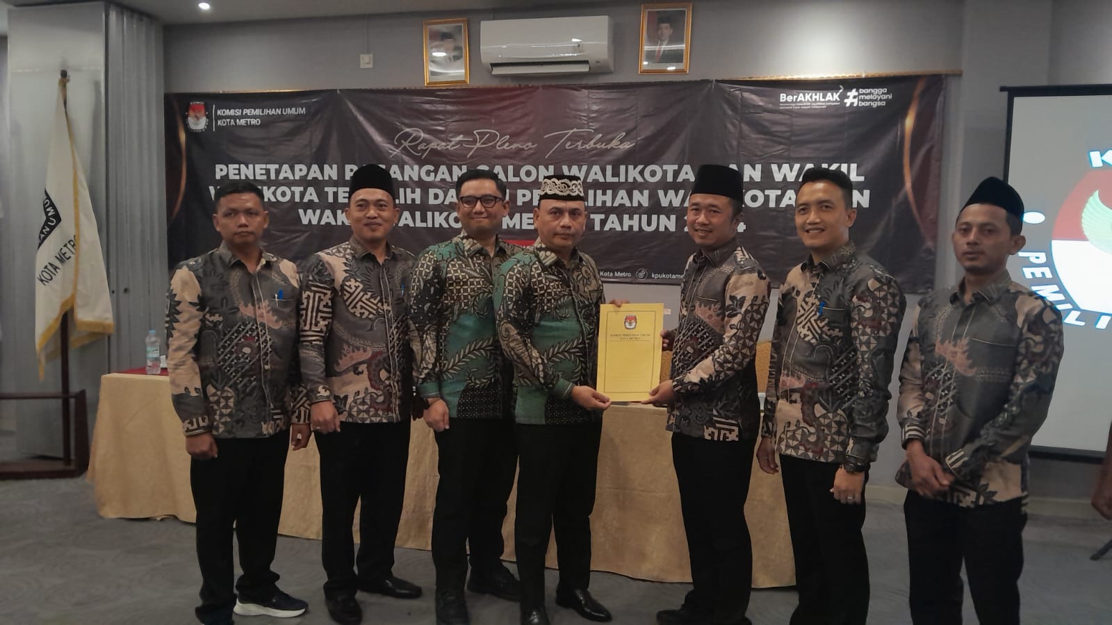 Akhirnya Bambang-Rafieq Ditetapkan Jadi Wali dan Wakil Wali Kota Metro Terpilih