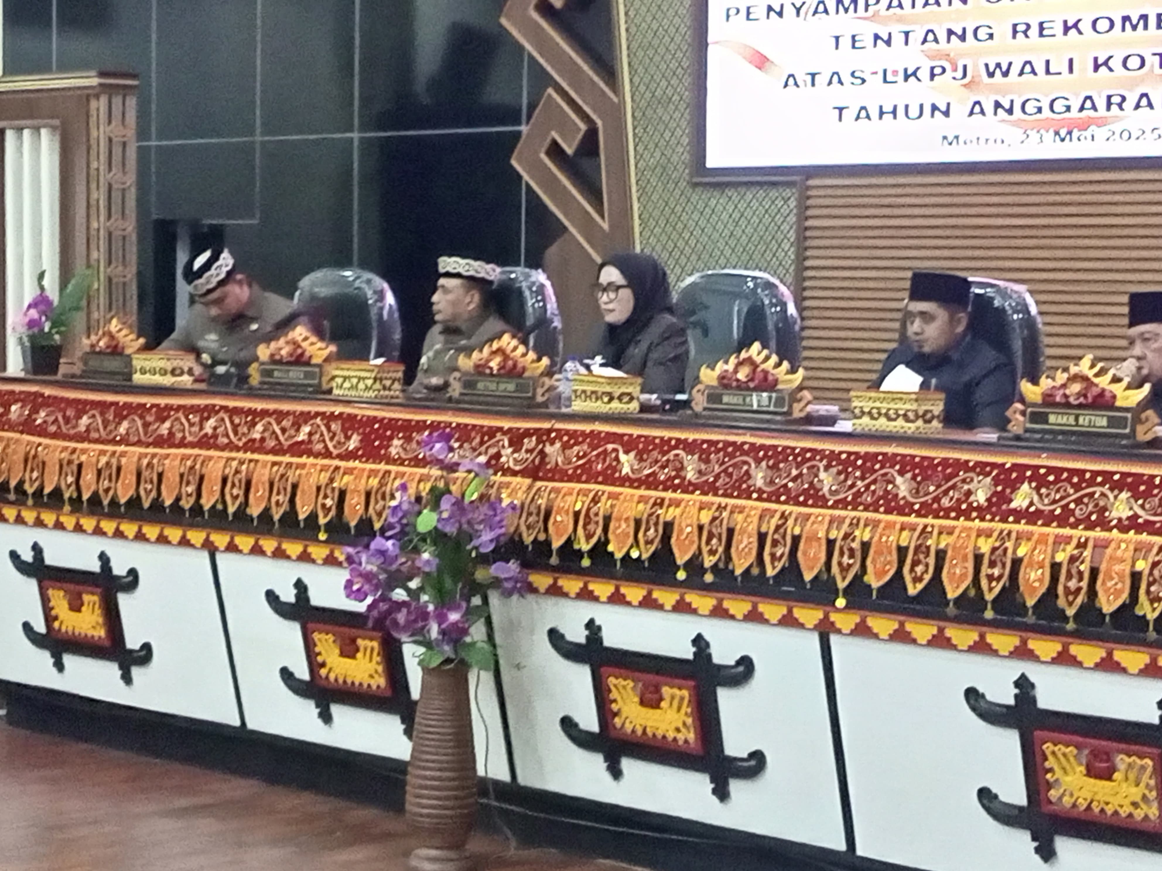 DPRD Metro Gelar Rapat Paripurna Dalam Rangka SK DPRD Tentang Rekomendasi LKPJ Walikota Metro TA 2024