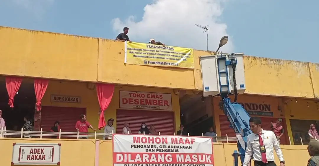 METRO - Shopping Center Dinyatakan Tidak Layak, Pemkot Setop Retribusi dan Siapkan Pembongkaran